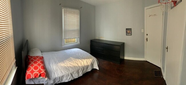 Building Photo - 5156 Ralston Ave