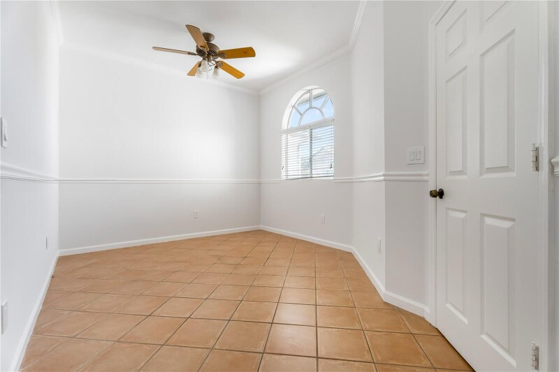 Building Photo - 2850 Coconut Ave