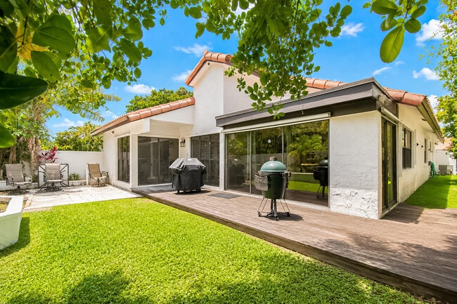 Building Photo - 7678 Solimar Cir