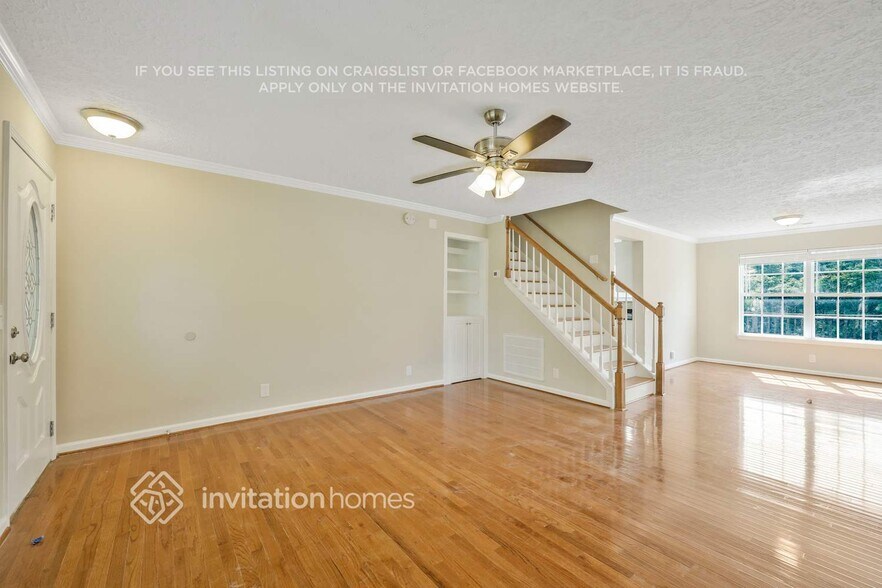 Building Photo - 2937 Riverbend Dr