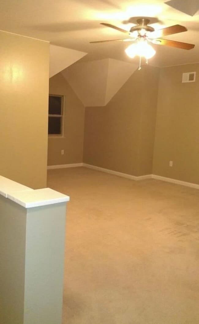 Building Photo - 3BR / 1.5BA House for Rent – Northside Pittsburgh