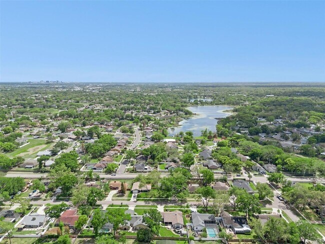 Building Photo - 4136 Tall Tree Dr