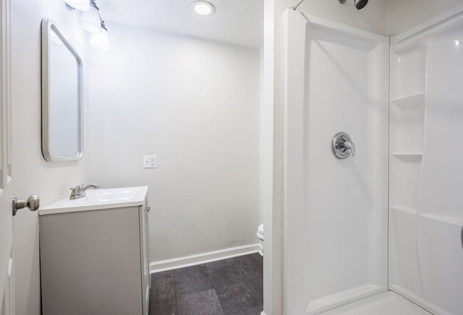 Building Photo - 361 Broadway