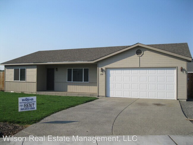 Primary Photo - 2130-2136 S 64th Ave