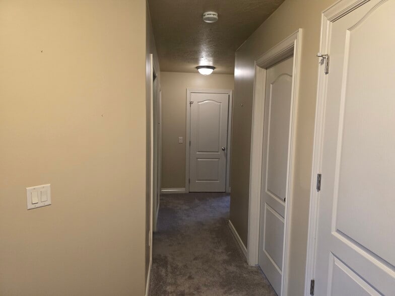 Building Photo - 10253 S Chestnut View Ct