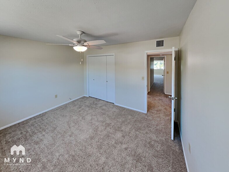 Building Photo - 1511 W Del Webb Blvd