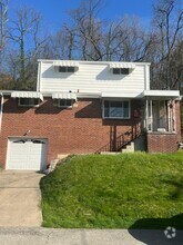 Building Photo - 2735 Bellingham Ave