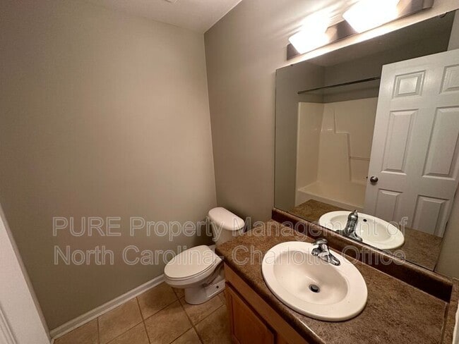 Building Photo - 3911 Picasso Court