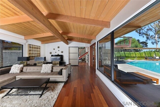 Building Photo - 2264 Paseo Dorado