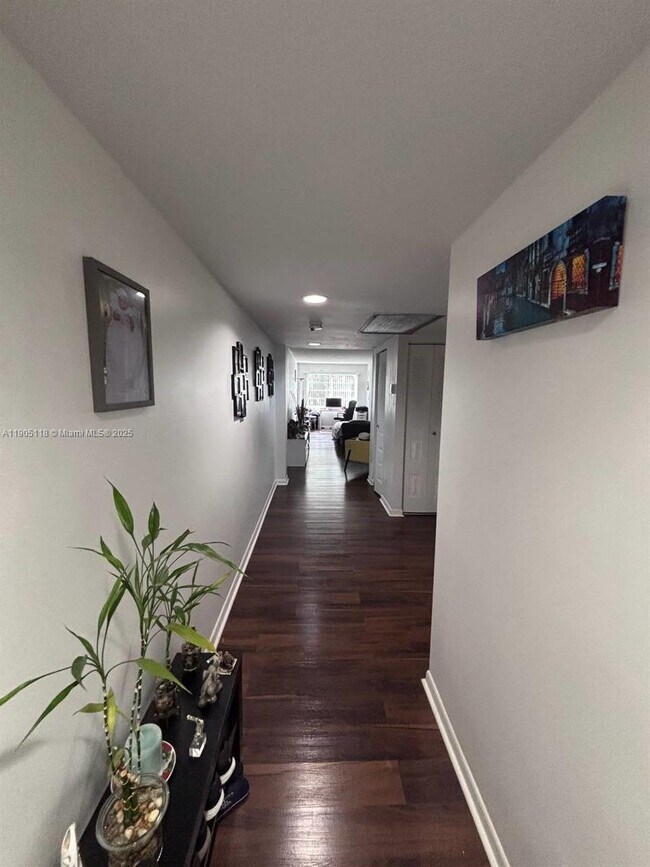 Building Photo - 500 SW 130th Terrace