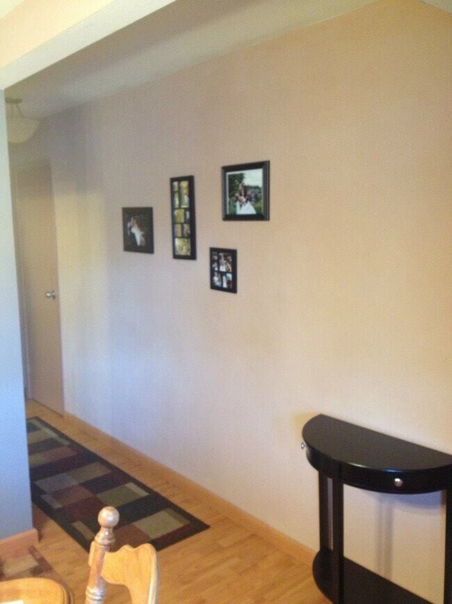 Building Photo - Beautiful Townhome Style Condo Harbour Pointe / Mukilteo