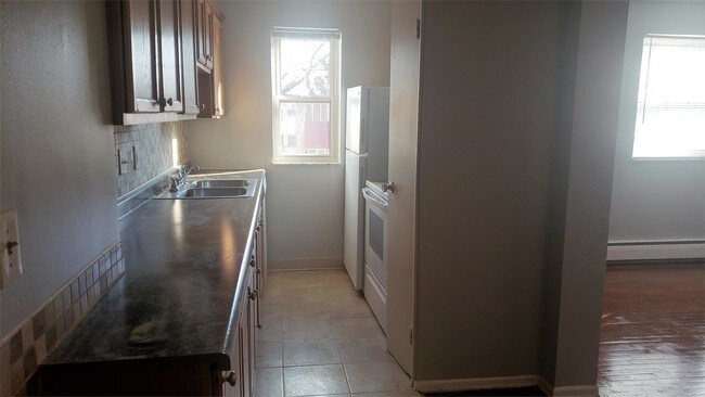 Building Photo - 3807 Ferdinand Pl