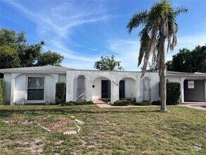 Building Photo - 4216 Hillsdale Dr