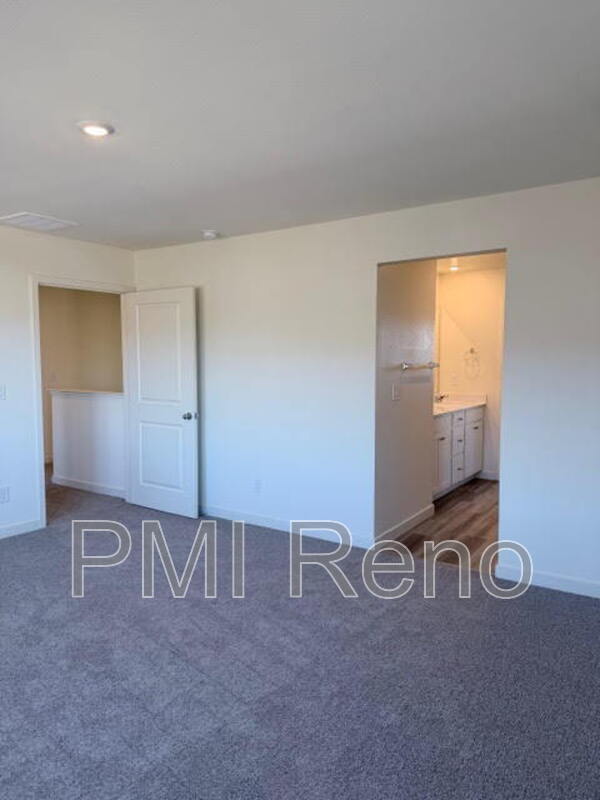 Building Photo - 7524 Editor Dr