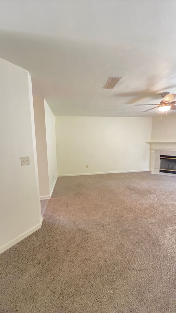 Building Photo - 4414 Stratfordshire Ct