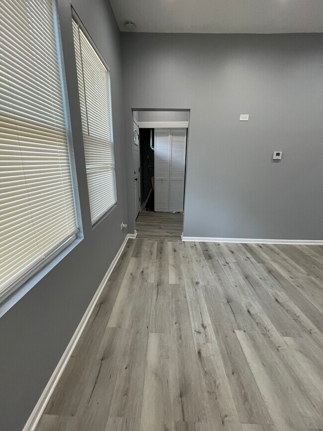 Building Photo - 3130 W Arthington St