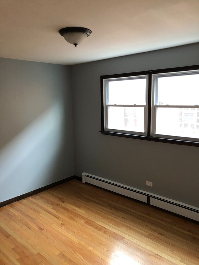 Building Photo - 312 Yates Ave