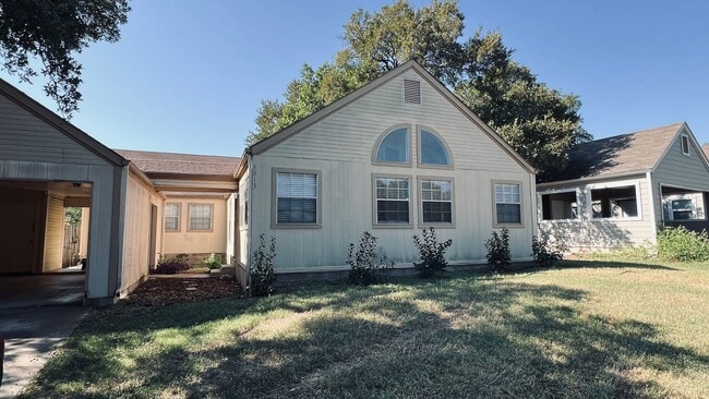 Building Photo - 60% Agent Commission Offered!!!: Great Duplex in Anderson Mill Area, Recently Renovated