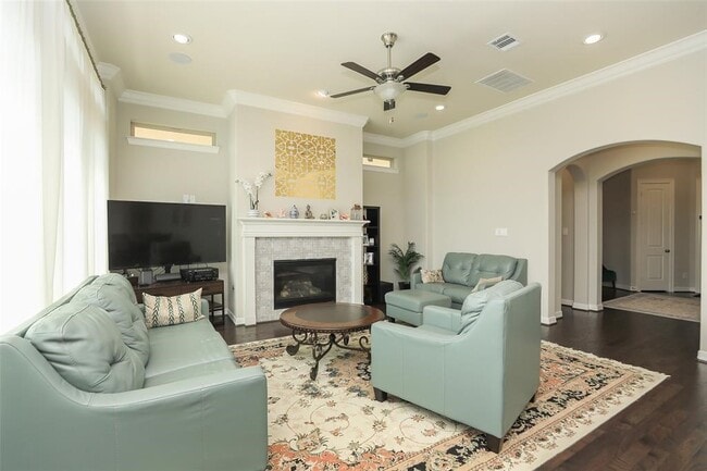 Building Photo - 13426 Stoneleigh Terrace Dr