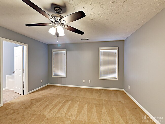 Building Photo - 5102 Meridian Lake Dr