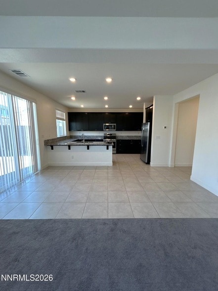 Building Photo - 2042 Maradona Dr