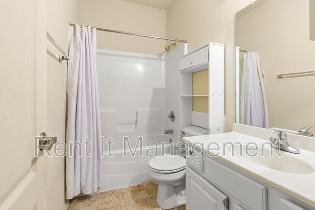 Building Photo - 7425 N 77th Ave