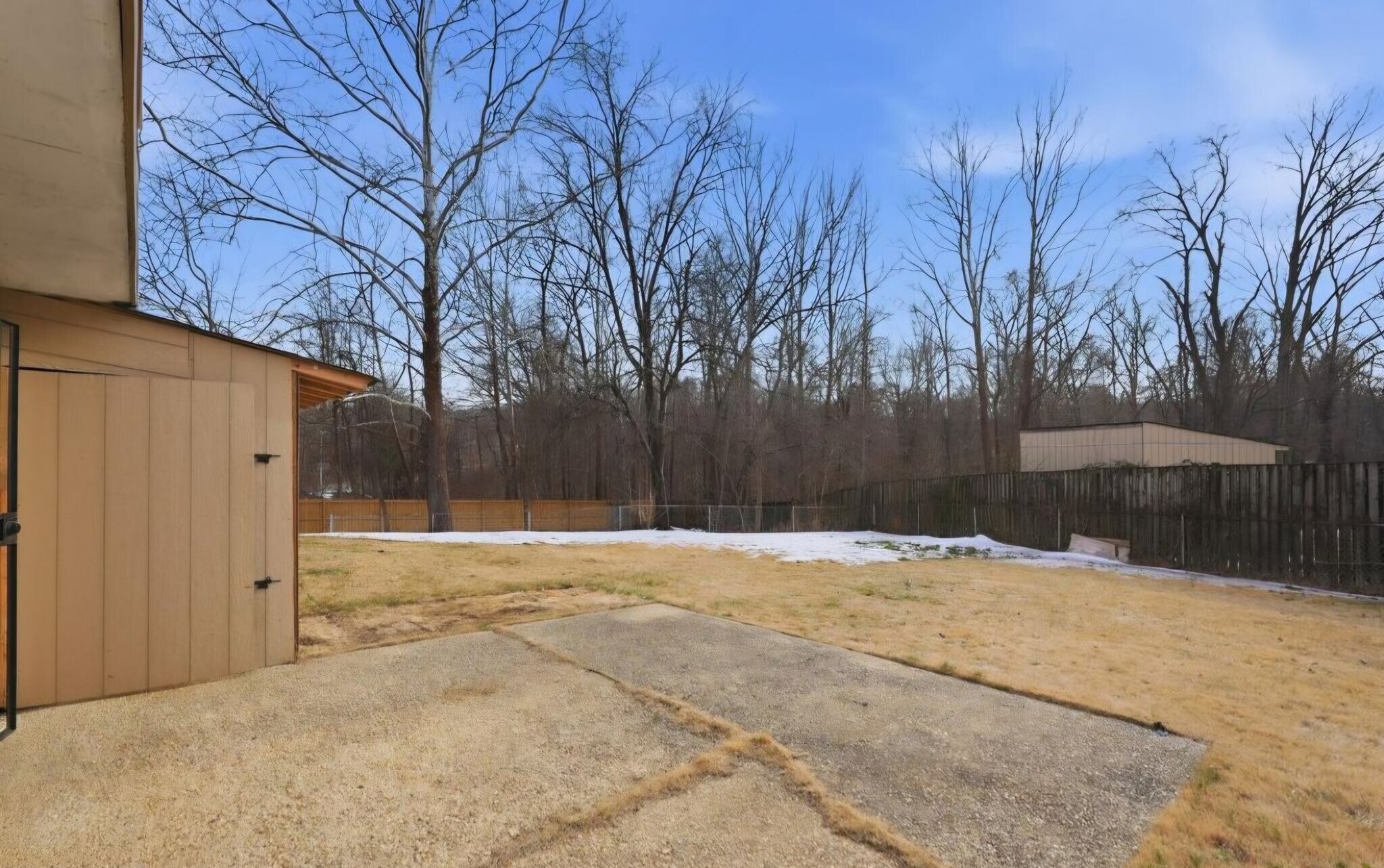 Building Photo - 13001 Windbrook Dr