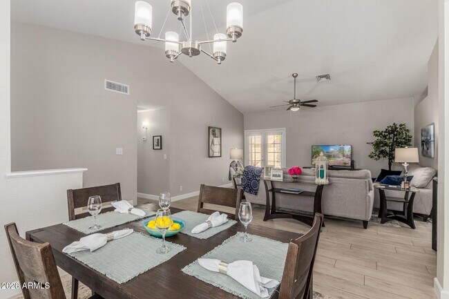 Building Photo - 868 E Page St