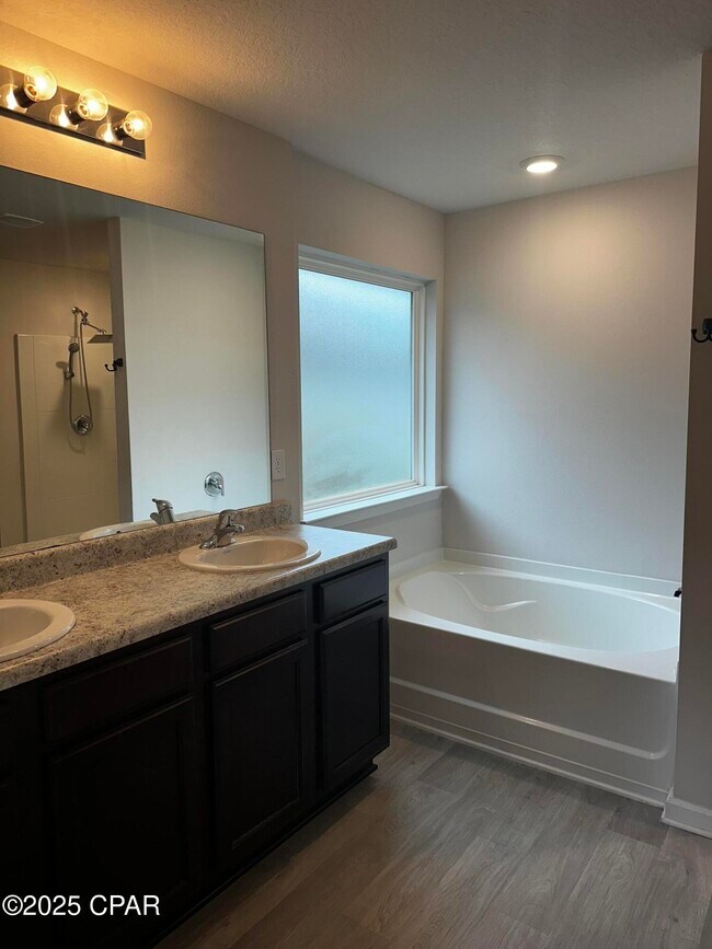 Building Photo - 537 Albert Meadow Ln