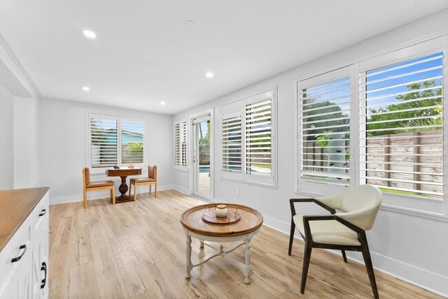 Building Photo - 1257 NW 5th St