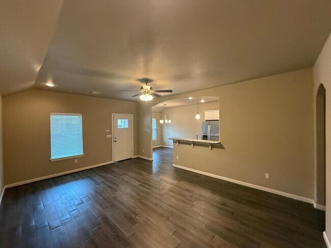 Building Photo - 8809 SW 55th St