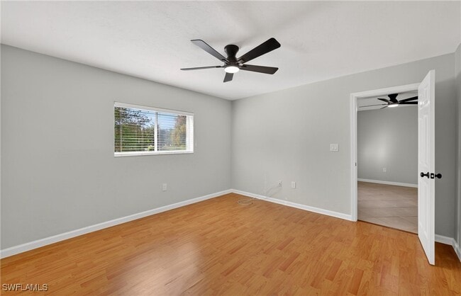 Building Photo - 144 Cypress Way E