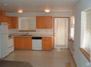 Building Photo - Beverly Rose Terrace Apartments