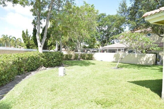 Building Photo - 3344 Alba Cir