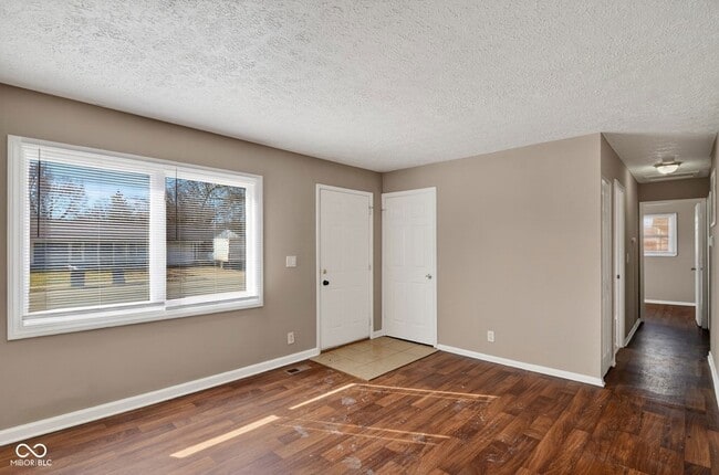 Building Photo - 8724 Montery Rd