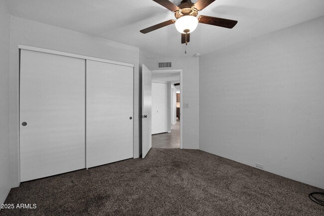 Building Photo - 4624 E Winston Dr