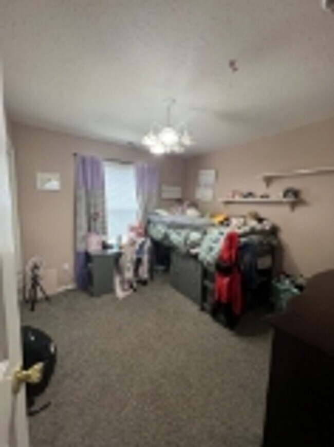 Building Photo - Luxurious 4-Bedroom Home in Keizer – Spacious, Elegant & Perfect for Entertaining