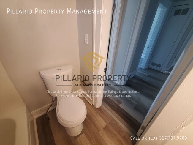 Building Photo - 1210 S Sheffield Ave