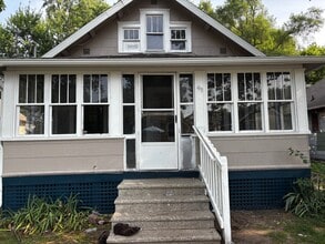 Building Photo - 49 Lourim Ct