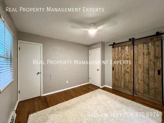 Building Photo - 21212 Rio Oro Dr