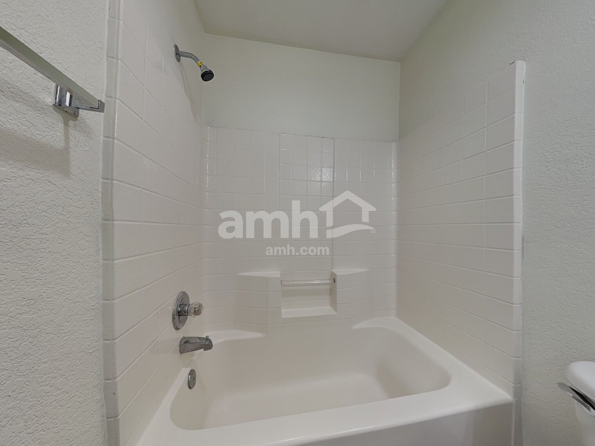 Building Photo - 1013 White Marlin Dr