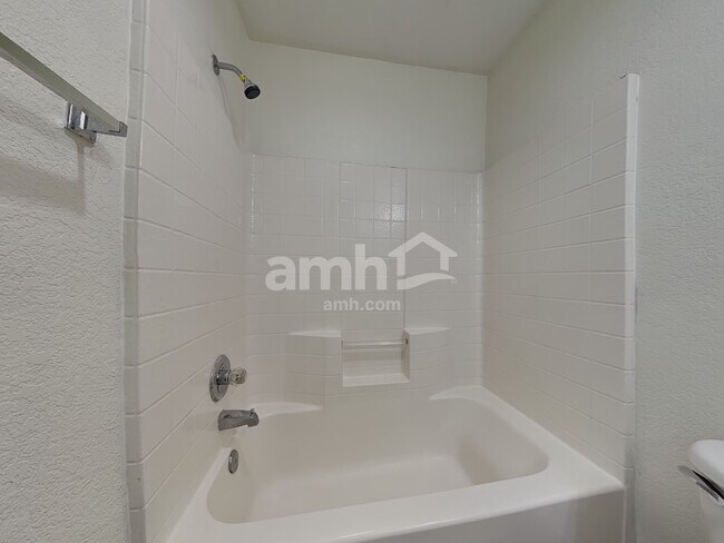 Building Photo - 1013 White Marlin Dr