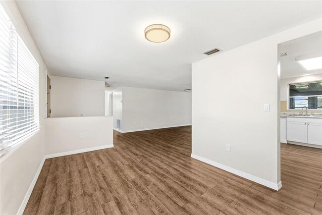 Building Photo - 7814 Talisman Dr