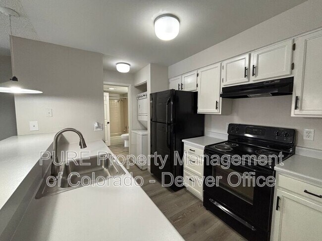 Building Photo - 4899 S Dudley St