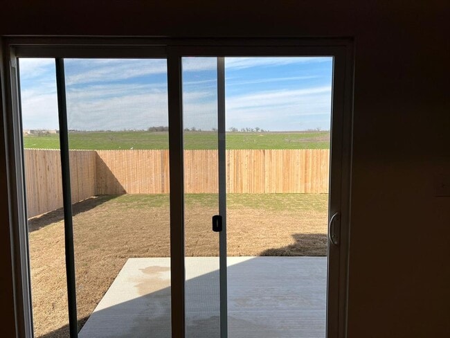 Building Photo - 624 Gemsbok Dr