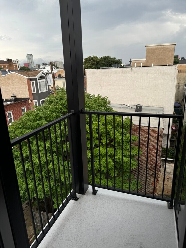 Building Photo - 1623 Christian St