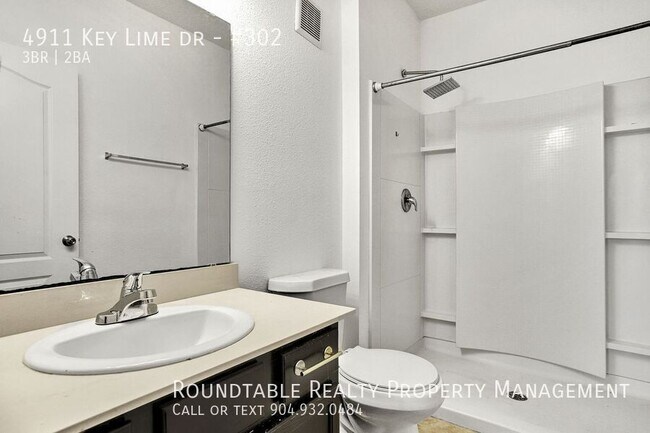 Building Photo - 4911 Key Lime Dr