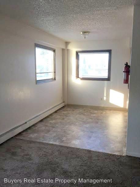 Building Photo - 3701 Richmond Ave