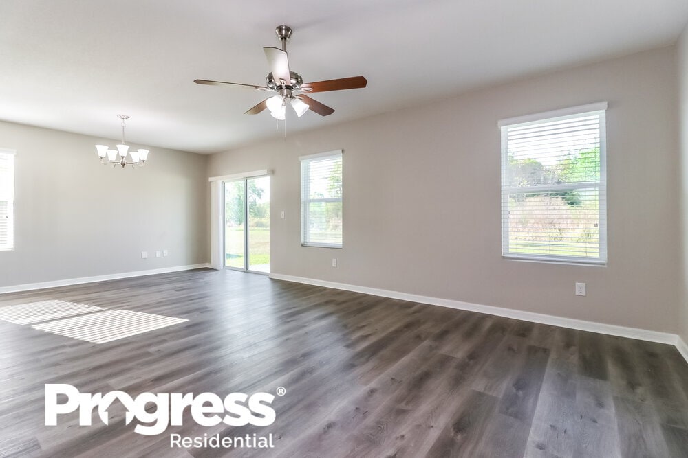 Building Photo - 36618 Goffaux Loop