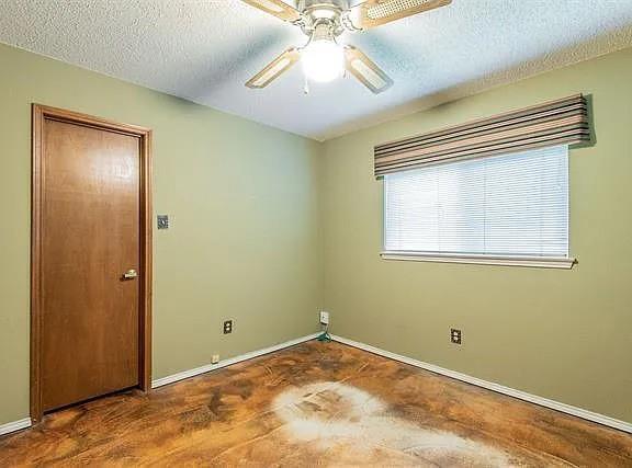 Building Photo - 304 Springridge Ln